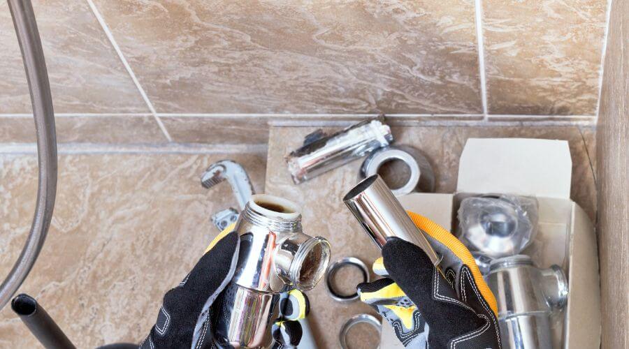 Professional gutter cleaning in Smiths Creek, MI